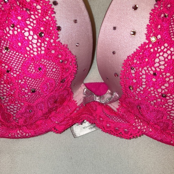 Women’s Victoria’s Secret limited edition rhinestone Dream Angels push up bra - Picture 2 of 5